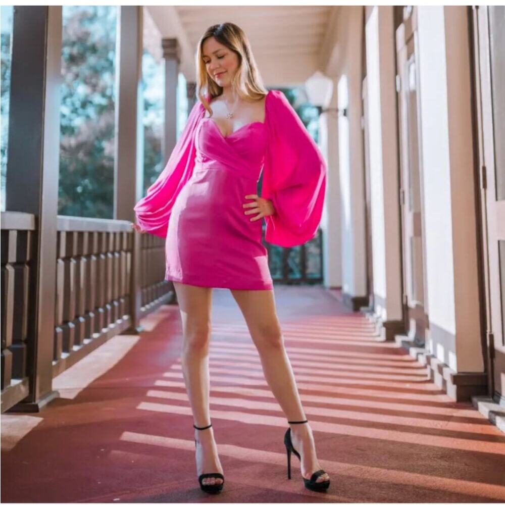 NBD Harry bright pink puff sleeve sweetheart mini dress size Medium